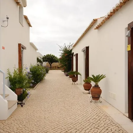 Lost & Found - & בית הארחה